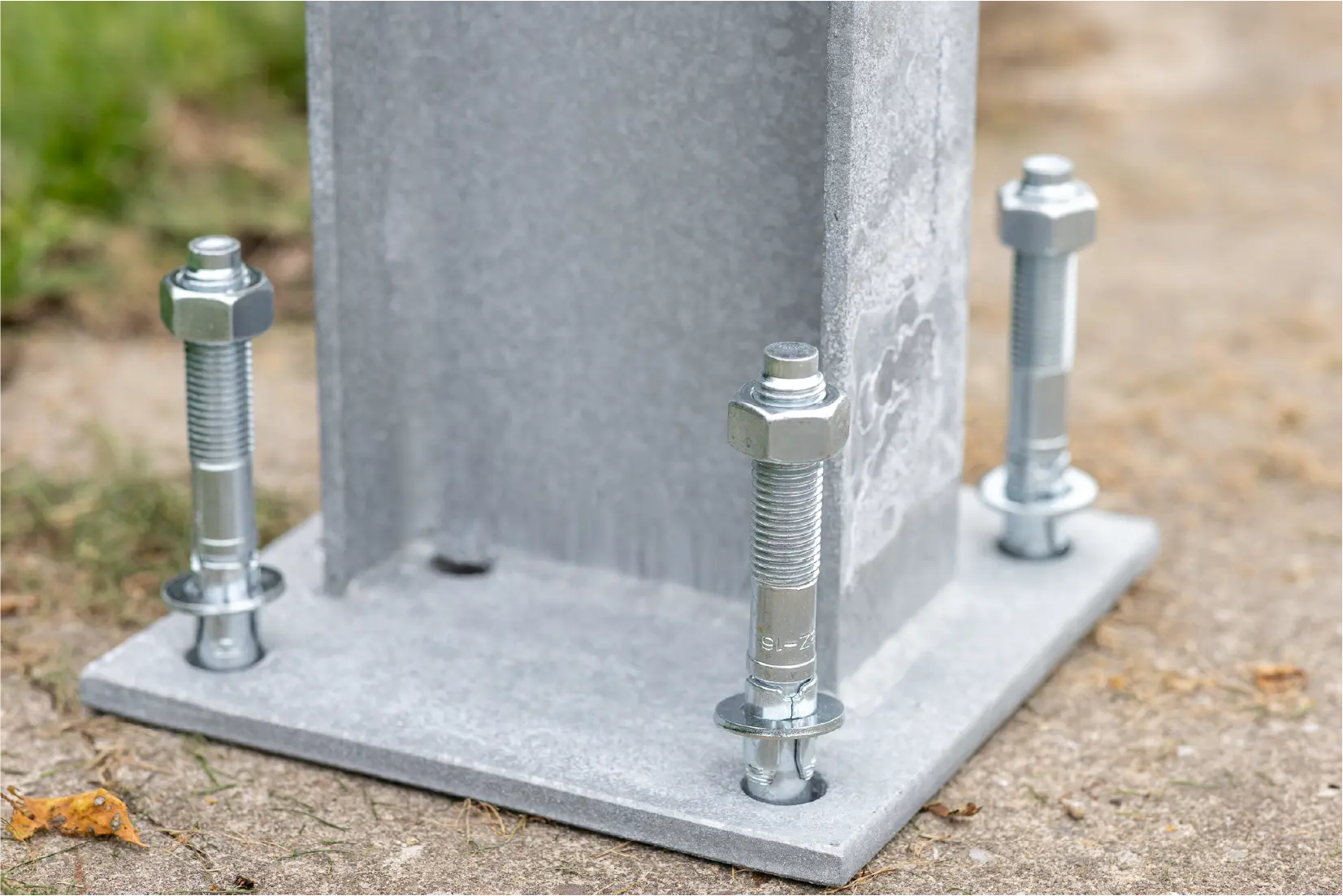 Betonankers aanrijdbeveiliging