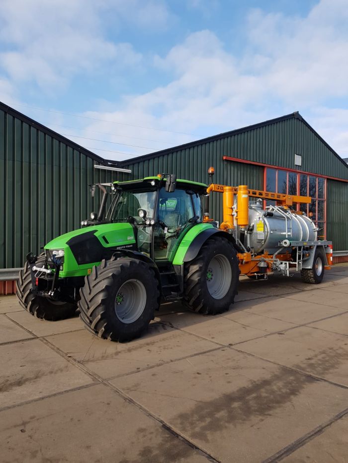 Deutz Fahr 5110 TTV & Joskin rioleringstank