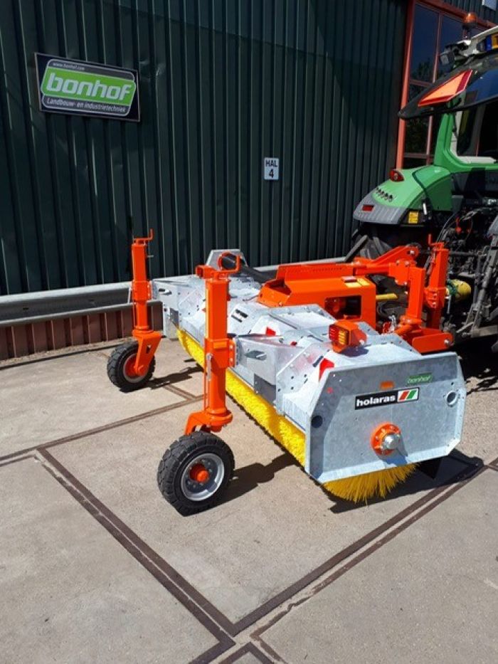 Nieuwe Holaras Turbo A-270-V achterbezem