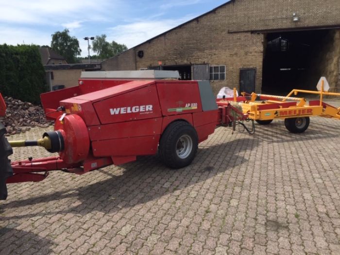 Welger AP  + Meijer KM 8 en Limo Hydra 8