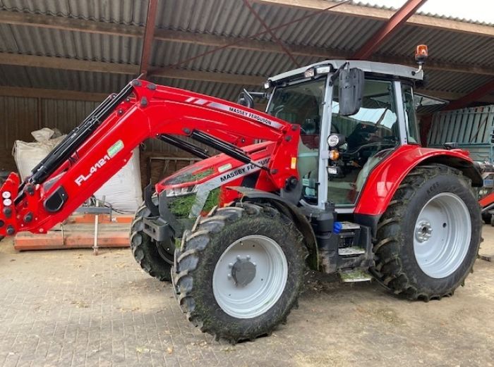 Massey Ferguson 5S.105 Dyna-4 Essential