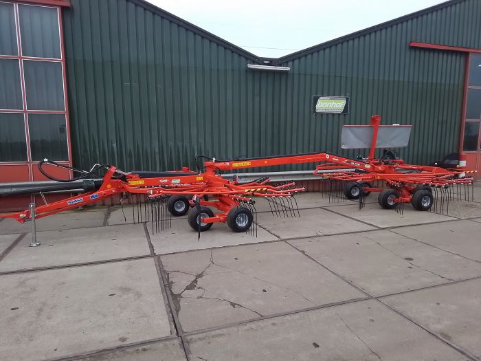 KUHN 7932 + 2 Rotor zijafleghark