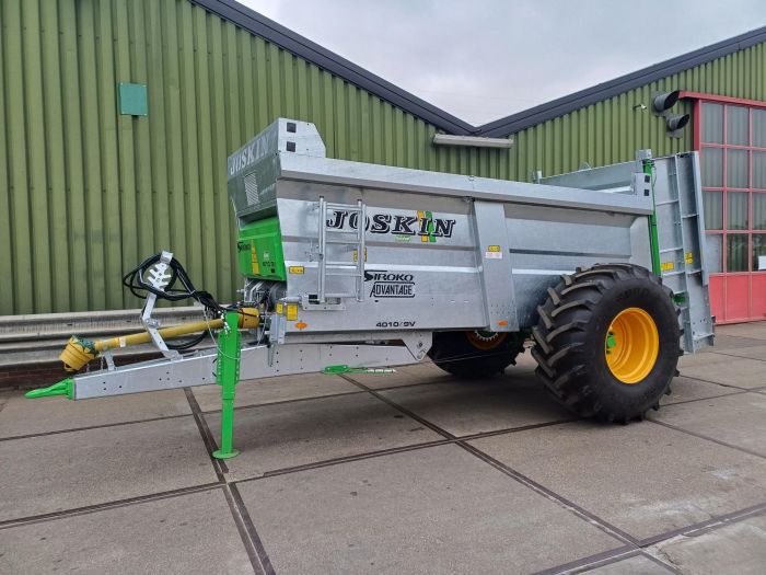 Joskin Siroko 4010 9V stalmestverspreider afgeleverd