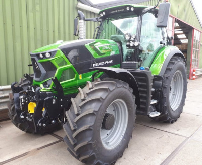 Deutz Fahr tractoren afgeleverd