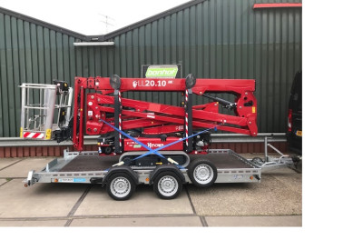 4-tal Hinowa hoogwerker