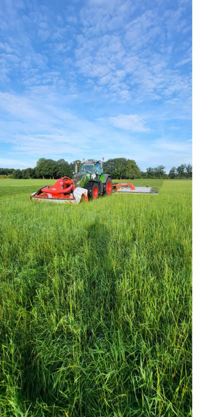 Kuhn 9530 achtermaaier en Kuhn FC 3125 frontmaaier