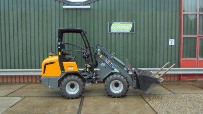 Giant D 452 T