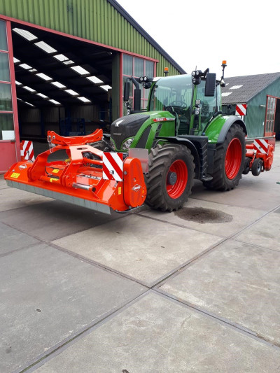 Kuhn 4-schaar ploeg & Kuhn  BPR 305 Pro