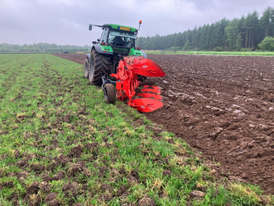 Kuhn 4-schaar ploeg & Kuhn  BPR 305 Pro