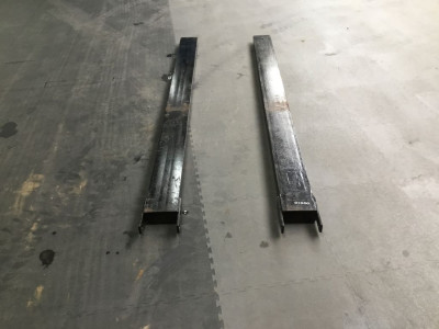 - - Verlenglepels Heftruck