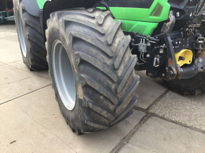 Deutz Fahr 6190 TTV Tractor