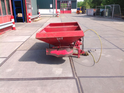 Lely CENTERLINER CB 1600 Kunstmeststrooier