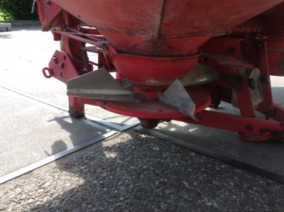 Lely CENTERLINER CB 1600 Kunstmeststrooier