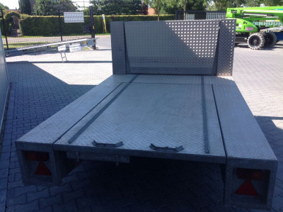 - - Auto Aanhanger