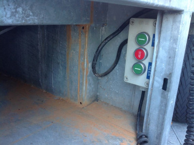 - - Auto Aanhanger