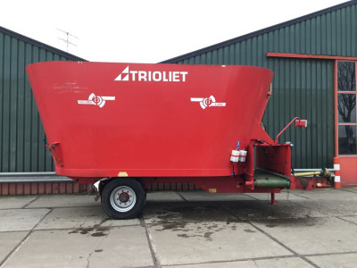 Trioliet SM-2-24-VLH-B Voermengwagen
