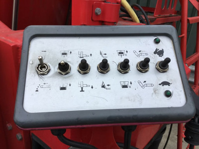 Trioliet SM-2-24-VLH-B Voermengwagen