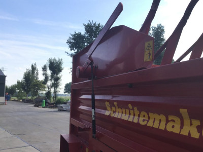Schuitemaker AMIGO 30 S Blokkenwagen