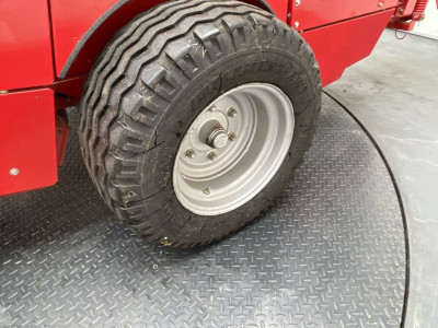 Welger AP 830 Balenpers