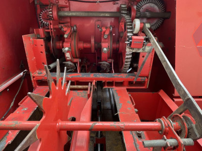 Welger AP 830 Balenpers