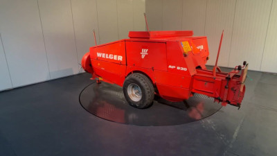 Welger AP 830 Balenpers