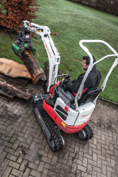 Takeuchi TB210 R Minigraver
