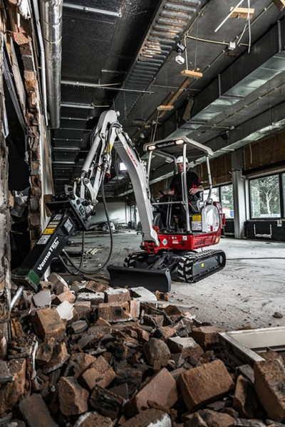 Takeuchi TB216 Hybride Minigraver