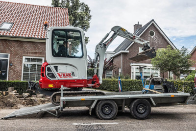 Takeuchi TB320 Minigraver