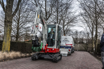 Takeuchi TB225 Minigraver