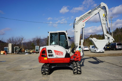 Takeuchi TB370 Monoboom Graafmachine