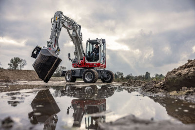 Takeuchi TB370W Mobiele Graafmachine