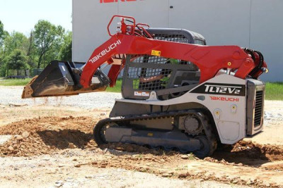 Takeuchi TL 12V2 Schranklader