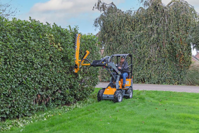 Giant G1100 Shovel