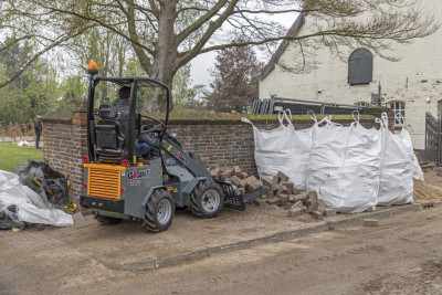 Giant G1200 Shovel