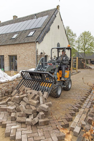 Giant G1200 Shovel