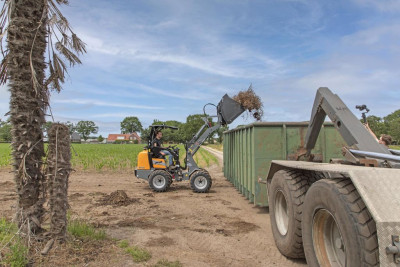 Giant G1500 Shovel
