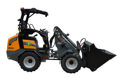 Giant G2200E Shovel