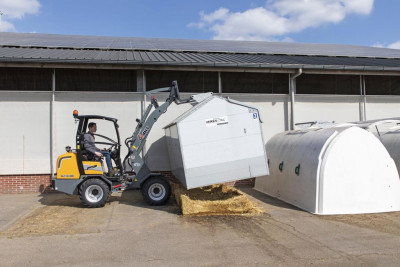 Giant G2300 HD Shovel