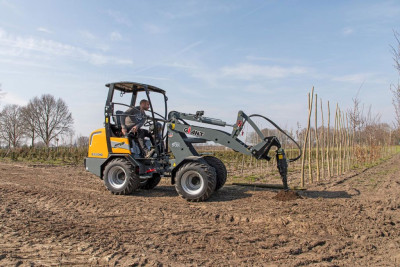 Giant G2300 HD Shovel