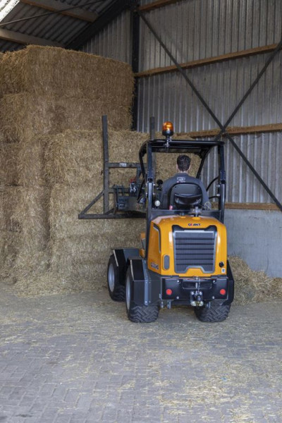 Giant G2300 HD Shovel