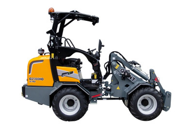 Giant G2300 X-TRA Shovel