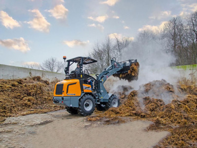 Giant G2500 HD Shovel