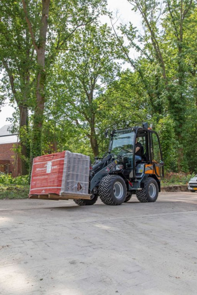Giant G2500 X-TRA HD Shovel