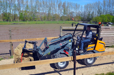 Giant G2700 HD Shovel
