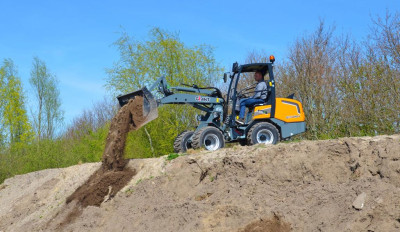 Giant G2700 HD+ Shovel