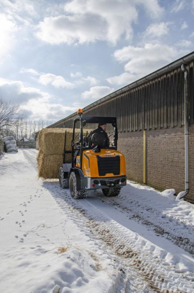 Giant G2700 HD+ Shovel