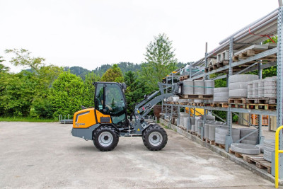 Giant G2700 X-TRA HD Shovel