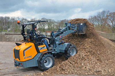 Giant G2700 X-TRA HD+ Shovel