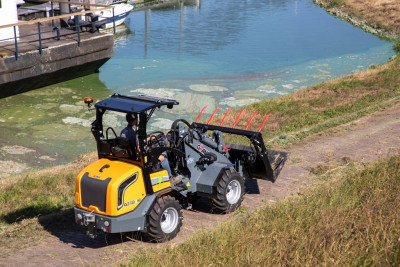 Giant G2700E HD Shovel