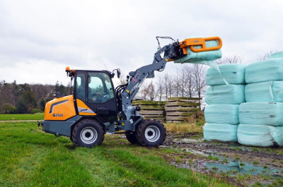 Giant G3500 Z-HEF Shovel